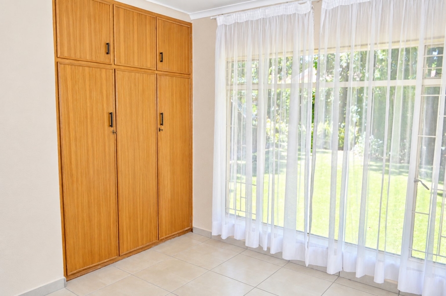 5 Bedroom Property for Sale in Doringkruin North West